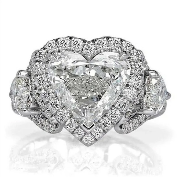 New 925 Silver Fashion Romantic Heart Diamond Ring - Picture 2 of 5